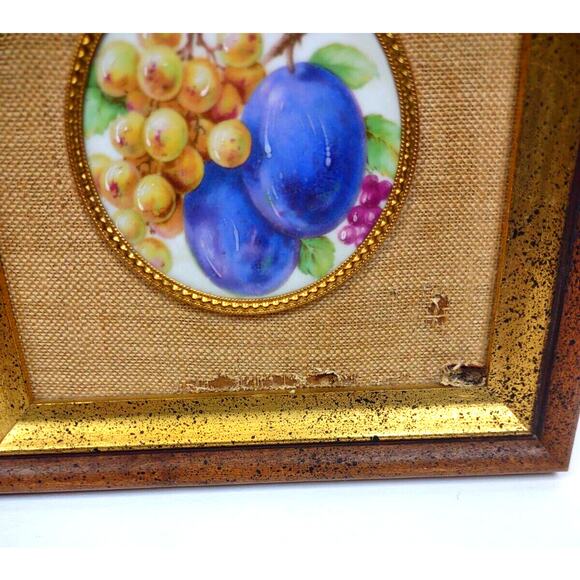Vintage Pair B&S Creations NY Framed Wall Art Porcelain Cameos Gold Gilt 1940’s - Picture 8 of 10